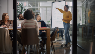 Powering the hybrid revolution: Why flexible workplaces run on meeting room booking software 